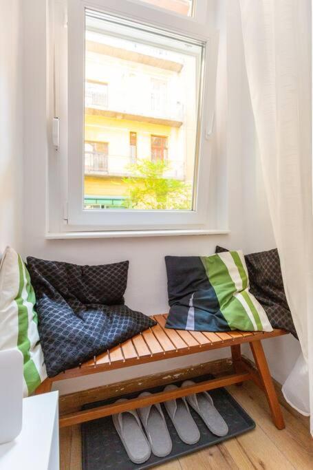 Stylish And Smart Apartment In The Center Budapest Exterior photo